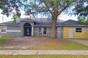 2570 Coachman Dr, Deltona, FL 32738 - Photo 3