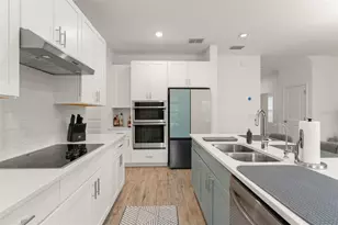 1612 Hl Pk Dr, Deltona, FL 32725 - Photo 11