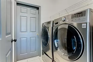 3623 Weatherfield Dr, Kissimmee, FL 34746 - Photo 21