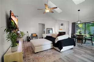 555 Swallow Ct, Apopka, FL 32712 - Photo 9