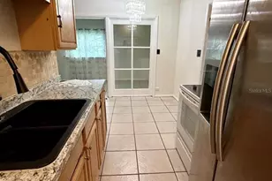 6021 Yucatan Dr, Orlando, FL 32807 - Photo 9