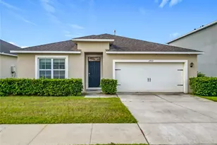 29521 Caspian St, Leesburg, FL 34748 - Photo 1