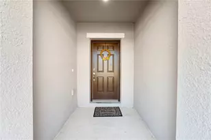 608 Meadow Bend Dr, Davenport, FL 33837 - Photo 5