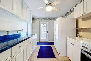 527 Sunnyside Dr, Leesburg, FL 34748 - Photo 71