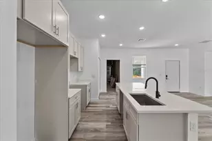 413 E Main St, Avon Park, FL 33825 - Photo 11