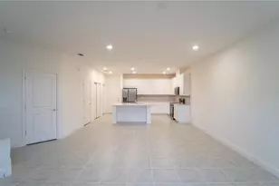 4887 Cross Pr Pkwy, Saint Cloud, FL 34772 - Photo 5