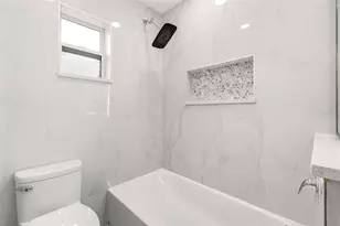 2012 Dorris Dr, Orlando, FL 32807 - Photo 17