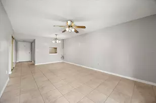 2858 N Powers Dr, Orlando, FL 32818 - Photo 7