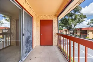 2858 N Powers Dr, Orlando, FL 32818 - Photo 19