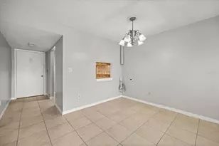 2858 N Powers Dr, Orlando, FL 32818 - Photo 9