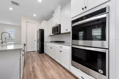 2101 Celebration Boulevard, Kissimmee, FL 34747 - Photo 9