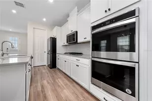 2101 Celebration Blvd, Kissimmee, FL 34747 - Photo 9