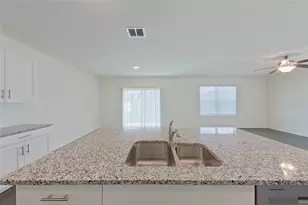 32150 Katelin Cir, Leesburg, FL 34748 - Photo 7