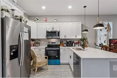 223 E Cleveland Street, Apopka, FL 32703 - Photo 9