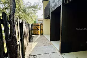 2654 Crown Ct, Kissimmee, FL 34741 - Photo 5