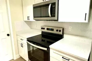 2654 Crown Ct, Kissimmee, FL 34741 - Photo 13