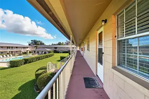 1100 E Caroline St, Tavares, FL 32778 - Photo 9