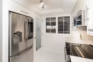 530 E Central Blvd, Orlando, FL 32801 - Photo 11