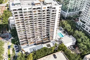530 E Central Blvd, Orlando, FL 32801 - Photo 1
