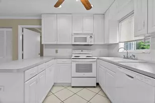 2660 Lear Rd, Englewood, FL 34224 - Photo 13