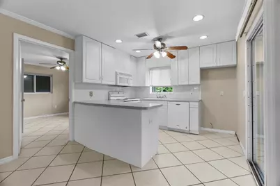 2660 Lear Road, Englewood, FL 34224 - Photo 9
