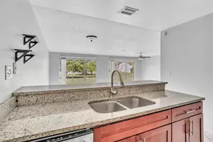 10626 Deergrass Ln, Orlando, FL 32821 - Photo 9