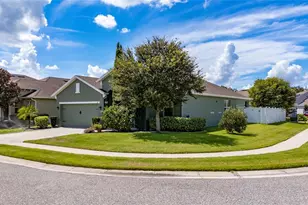 1361 Aroniminik Dr, Mount Dora, FL 32757 - Photo 3