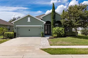 1361 Aroniminik Dr, Mount Dora, FL 32757 - Photo 1