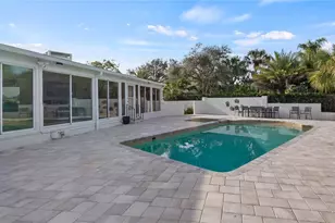 102 East Circle, New Smyrna Beach, FL 32169 - Photo 9