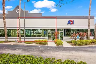 7901 Kingspointe Pkwy, Orlando, FL 32819 - Photo 1