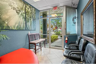 7901 Kingspointe Parkway #2, Orlando, FL 32819 - Photo 3