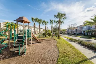 10242 Park Commons Dr, Orlando, FL 32832 - Photo 21