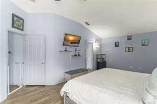 25424 Divot Dr, Sorrento, FL 32776 - Photo 29