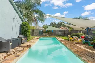 25424 Divot Dr, Sorrento, FL 32776 - Photo 37