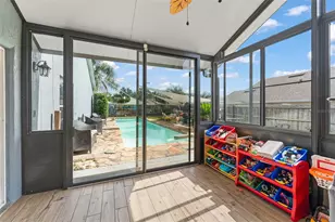 25424 Divot Dr, Sorrento, FL 32776 - Photo 35