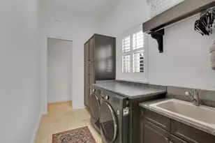 9204 Tibet Pointe Cir, Windermere, FL 34786 - Photo 43