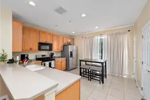 8013 Cool Breeze Dr, Orlando, FL 32819 - Photo 9