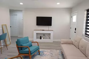 2506 18th Ave W, Bradenton, FL 34205 - Photo 9