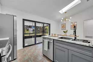 2816 S Elston Dr, Deltona, FL 32738 - Photo 19