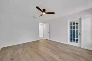 2816 S Elston Dr, Deltona, FL 32738 - Photo 21