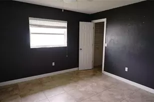 1337 Whispering Ln, Venice, FL 34285 - Photo 3