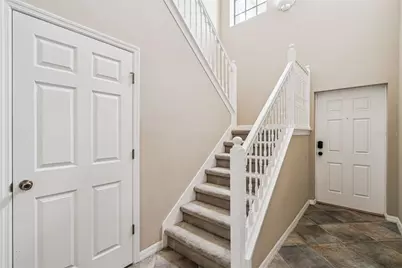 3330 Windsor Lake Circle, Sanford, FL 32773 - Photo 13