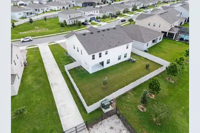 7652 Syracuse Drive, Clermont, FL 34714 - Photo 3