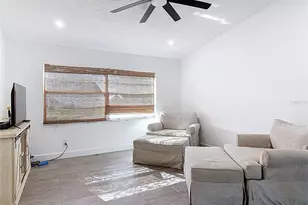 9737 Heatherwood Ct, Orlando, FL 32825 - Photo 3