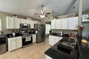 2227 Mallory Cir, Haines City, FL 33844 - Photo 5