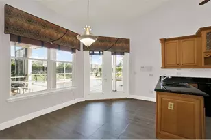 7807 Chatterley Ct, Orlando, FL 32835 - Photo 9