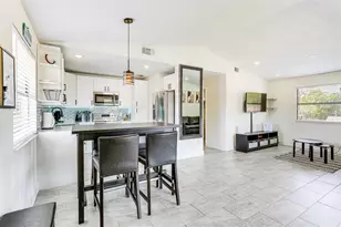 3022 W Frierson Ave, Tampa, FL 33614 - Photo 11