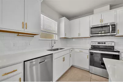 2092 Cross Prairie Parkway, Kissimmee, FL 34744 - Photo 17