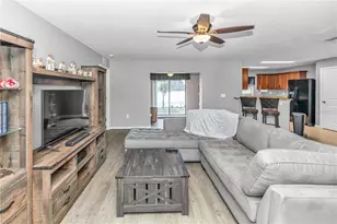 4510 Barbuda Dr, Tavares, FL 32778 - Photo 9