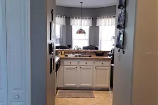 2863 Middleton Cir, Kissimmee, FL 34743 - Photo 41